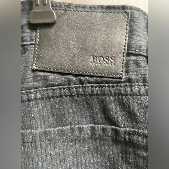 Hugo Boss black straight leg  denim jean Sz 35 - Picture 6 of 11